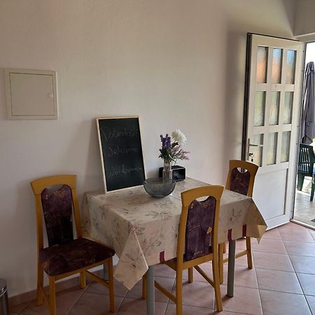 Apartments Anka Brala Posedarje Kültér fotó