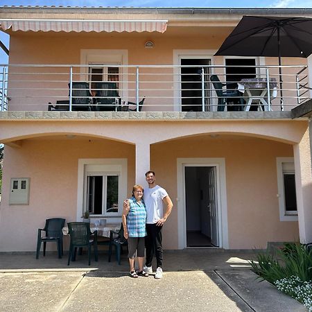 Apartments Anka Brala Posedarje Kültér fotó